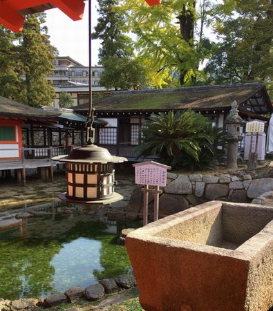 卒塔婆石(そとばいし)